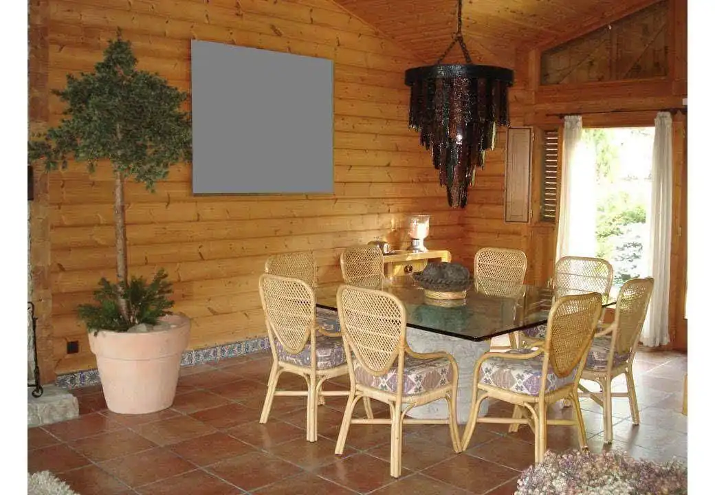 Esszimmer von Haus oder Chalet zum Verkauf in Vallromanes mit Klimaanlage, Heizung und Privatgarten
