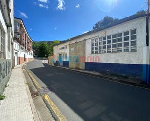 Vista exterior de Nau industrial en venda en Antzuola