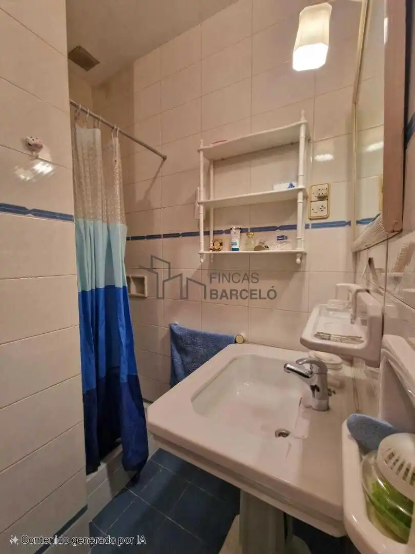 Flat for sale in Paseo Constitución - Las Damas