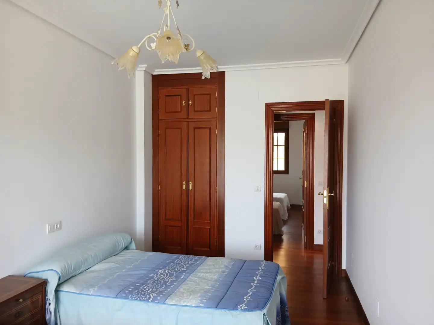 Dormitori de Pis en venda en Villacarriedo amb Calefacció, Parquet i Terrassa