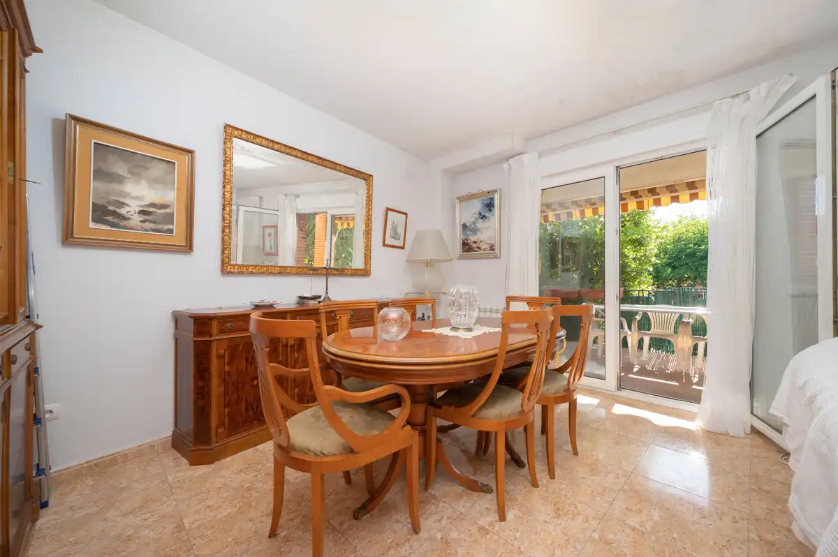 Comedor de Casa adosada en venta en Colmenar Viejo con Calefacción, Parquet y Terraza