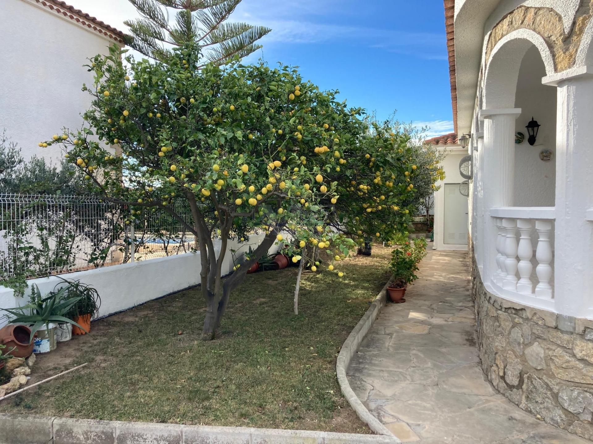 House or chalet for sale in Platja de Mont-roig