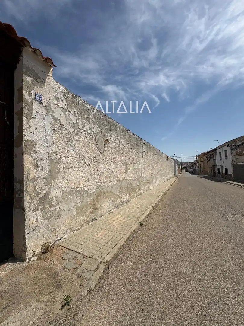 Exterior view of Land for sale in Villamayor de Santiago