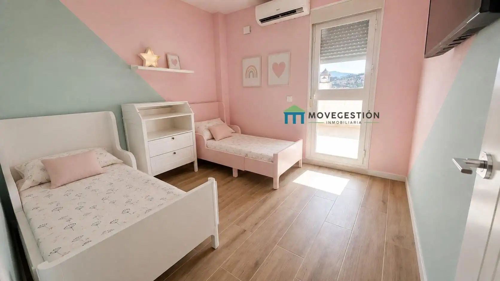 Bedroom of Detached homes for sale in Ubrique  with Terrace and Storage room