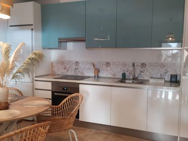 Apartment with lift for sale in Paseo de Velilla 79