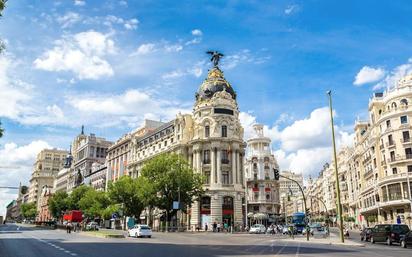 Exterior view of Building for sale in  Madrid Capital