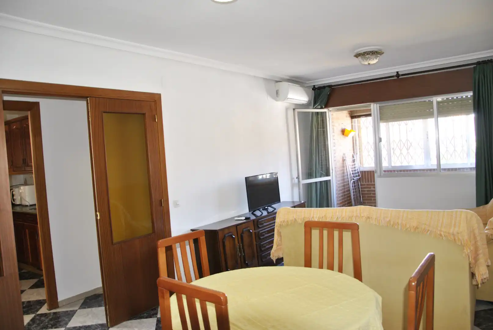 Piso en venta en Calle Sor Valentina Mirón, imagen 2