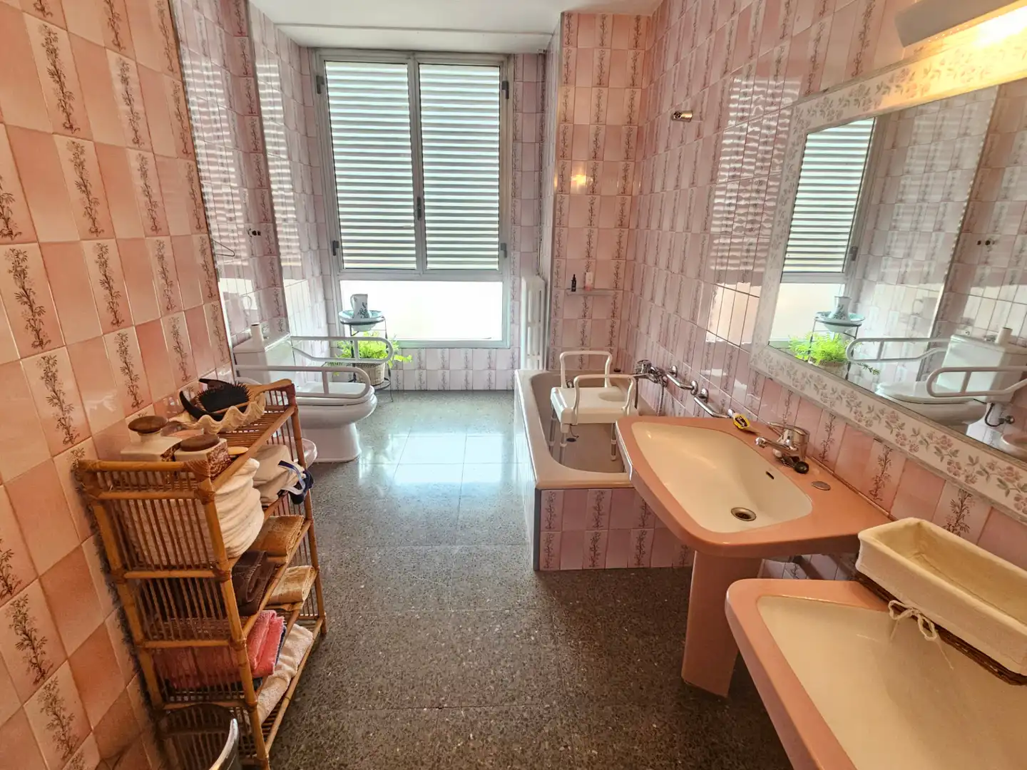 Bathroom of Flat for sale in Sabadell  with Heating, Parquet flooring and Terrace