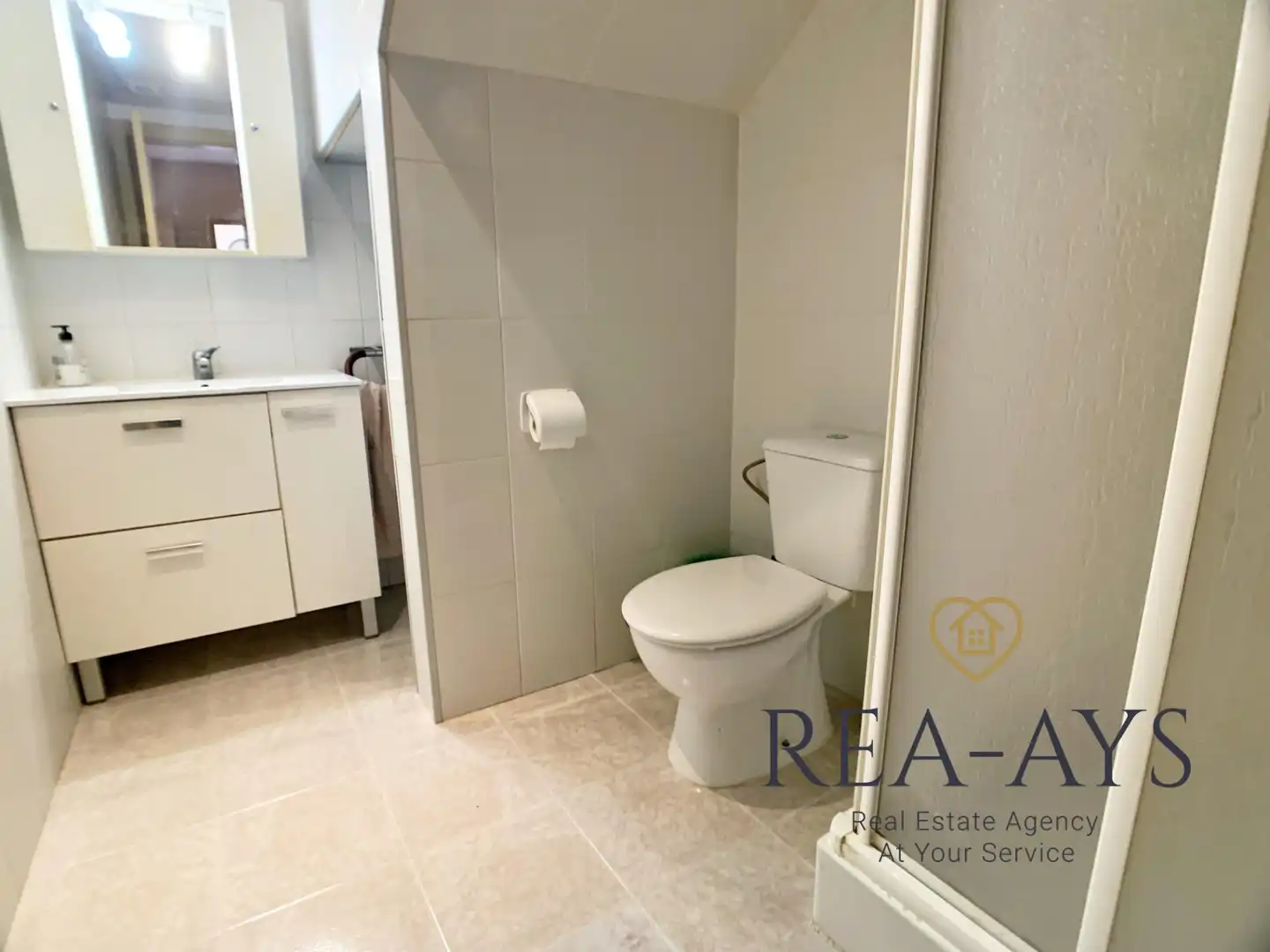 Baño de Casa o chalet en venta en Vallirana con Jardín privado, Terraza y Trastero