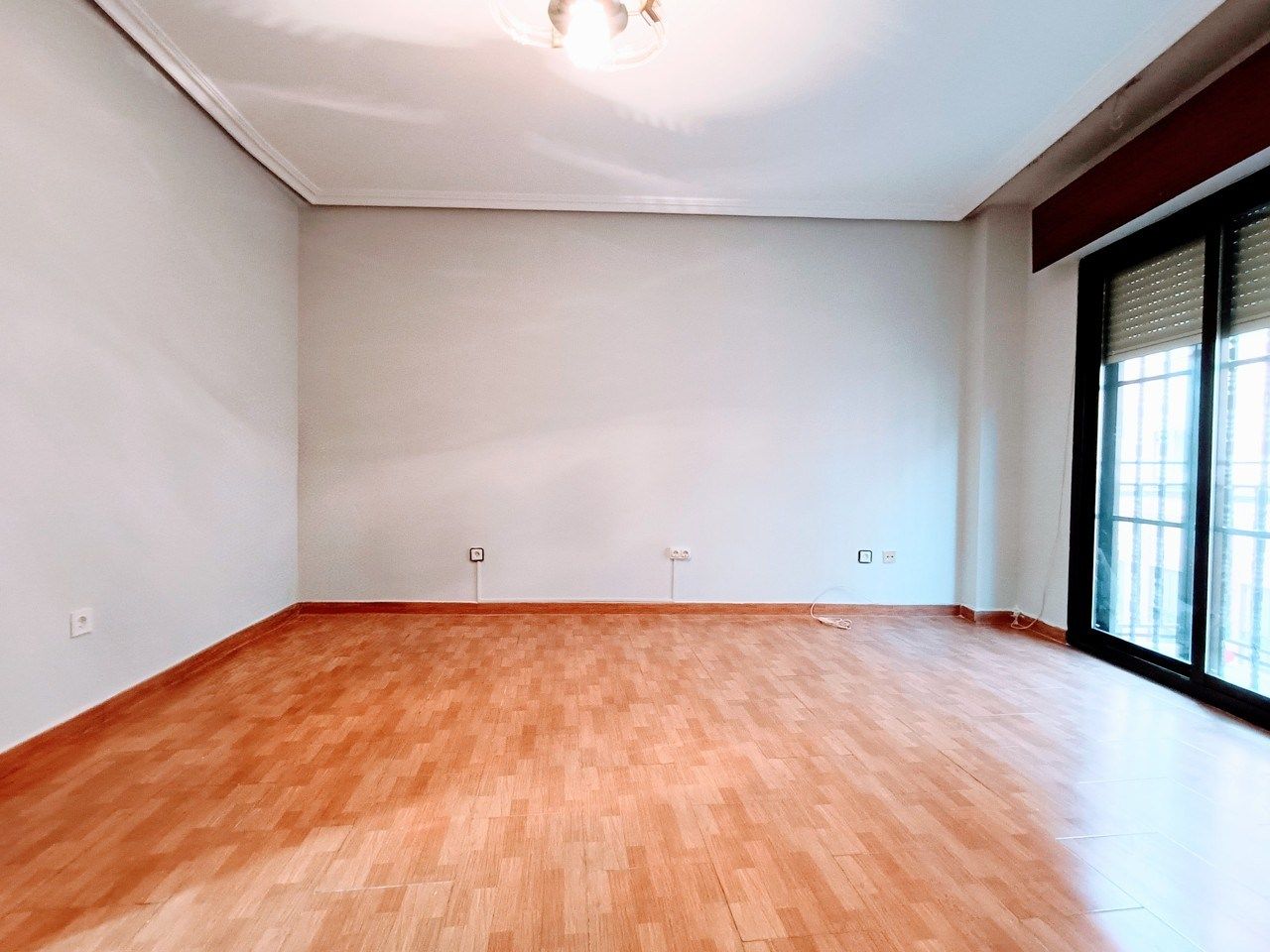 Bedroom of Flat to rent in  Madrid Capital  with Air Conditioner, Heating and Terrace