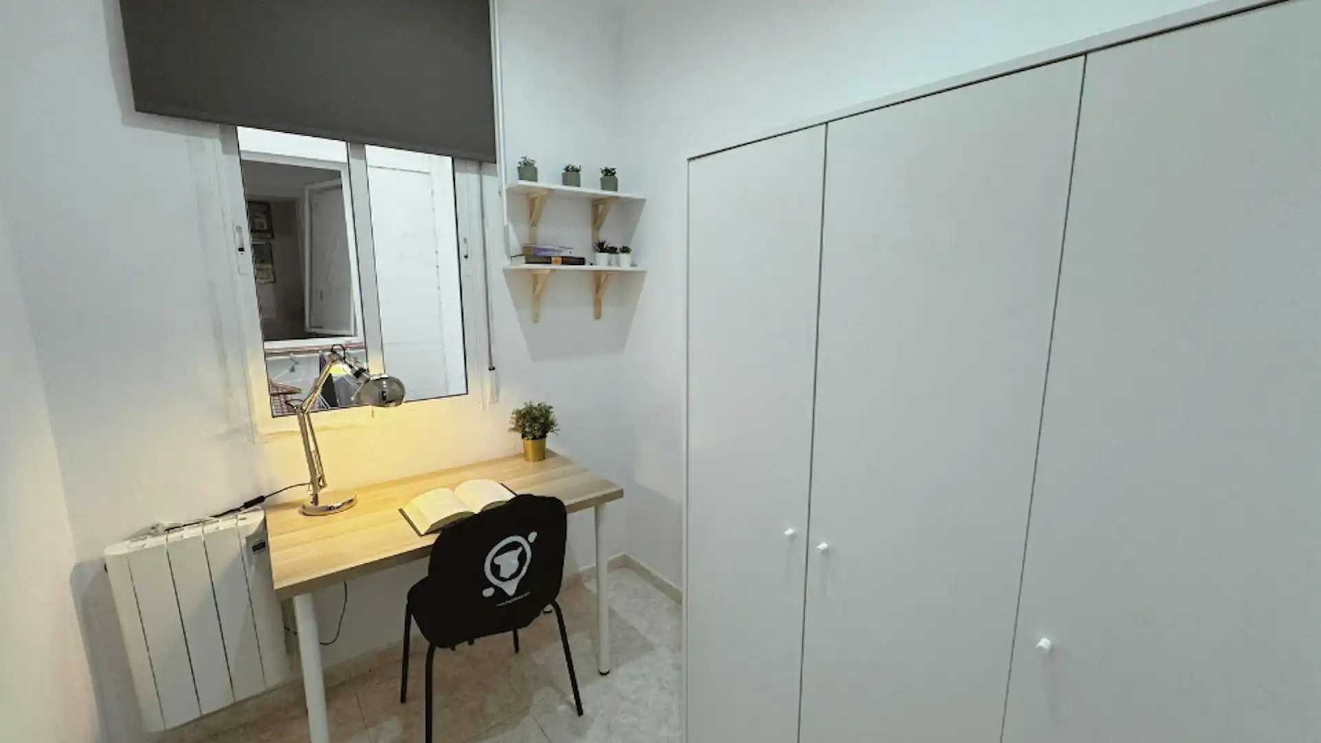 Habitación de Piso de alquiler en Madrid con Calefacción, Amueblado y Lavadora