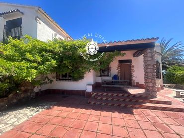 Adosado en venta en Platja de Mont-roig