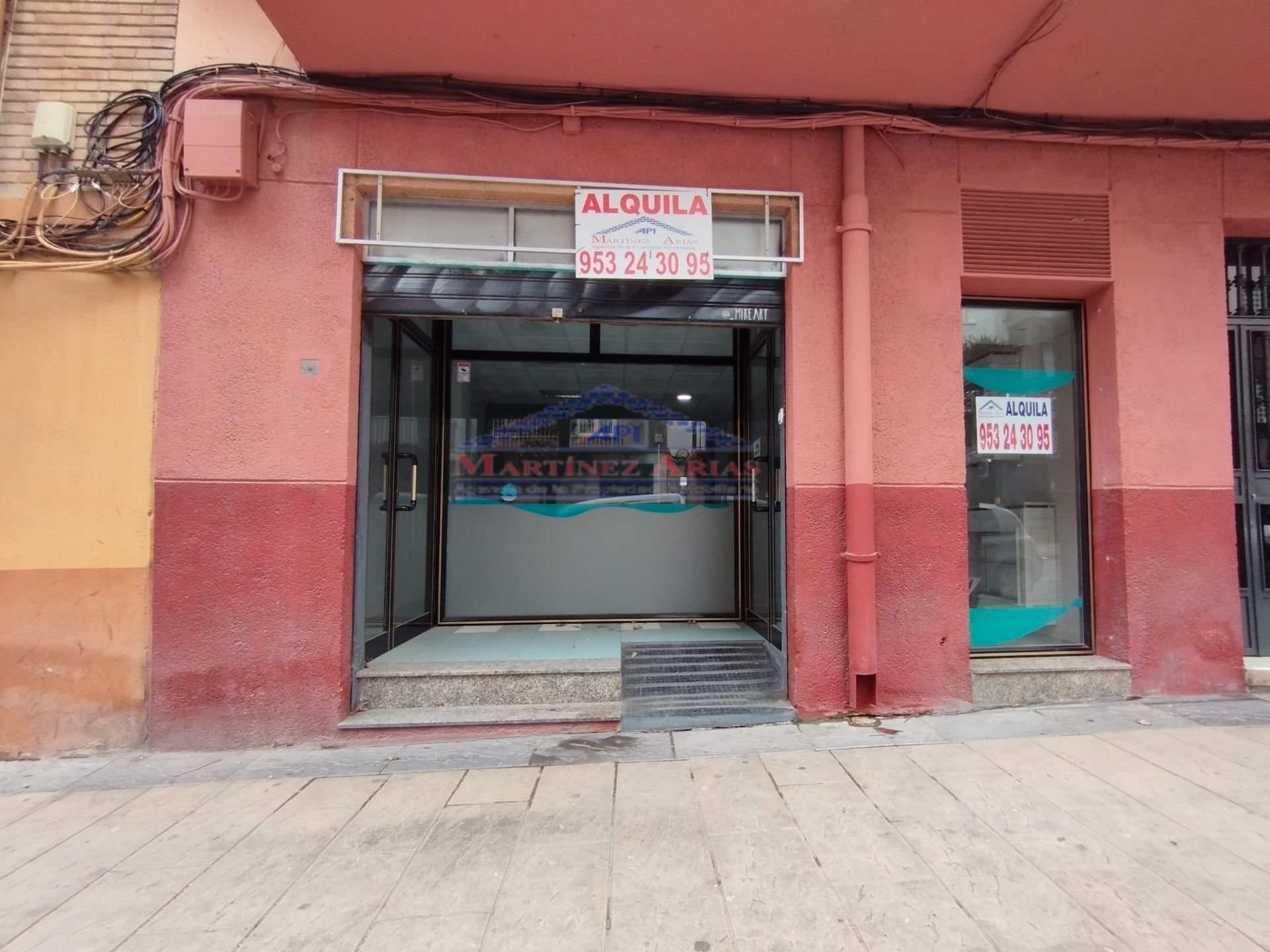 Local de alquiler en  Jaén Capital