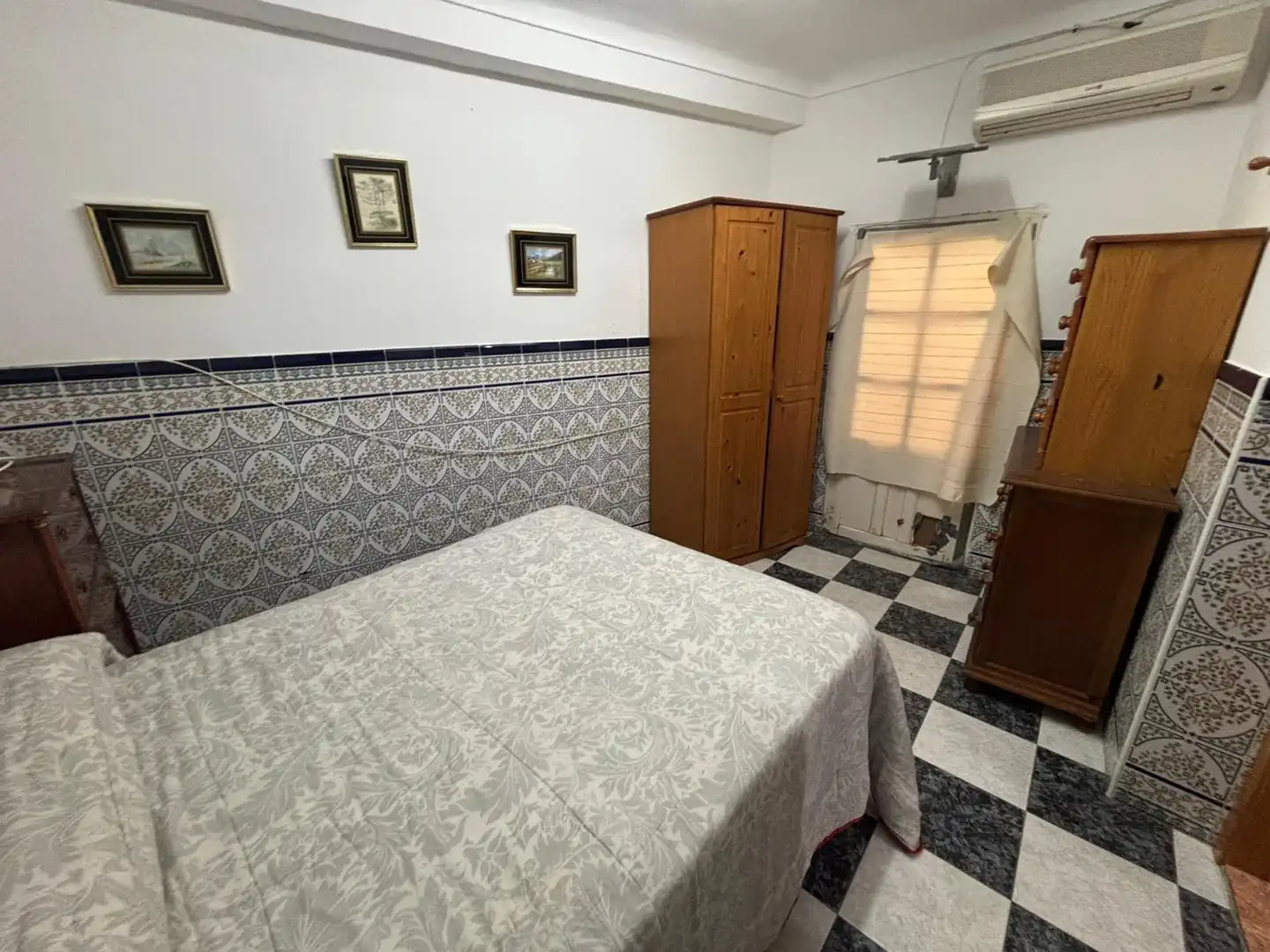 Habitación de Casa o chalet en venta en Cuevas de San Marcos con Aire acondicionado, Terraza y Amueblado