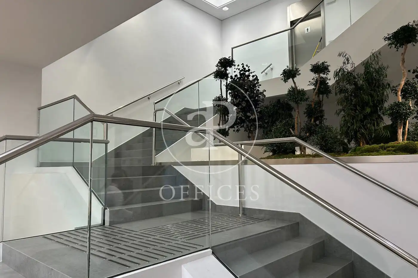 Office for rent in Madrid  with Air Conditioner