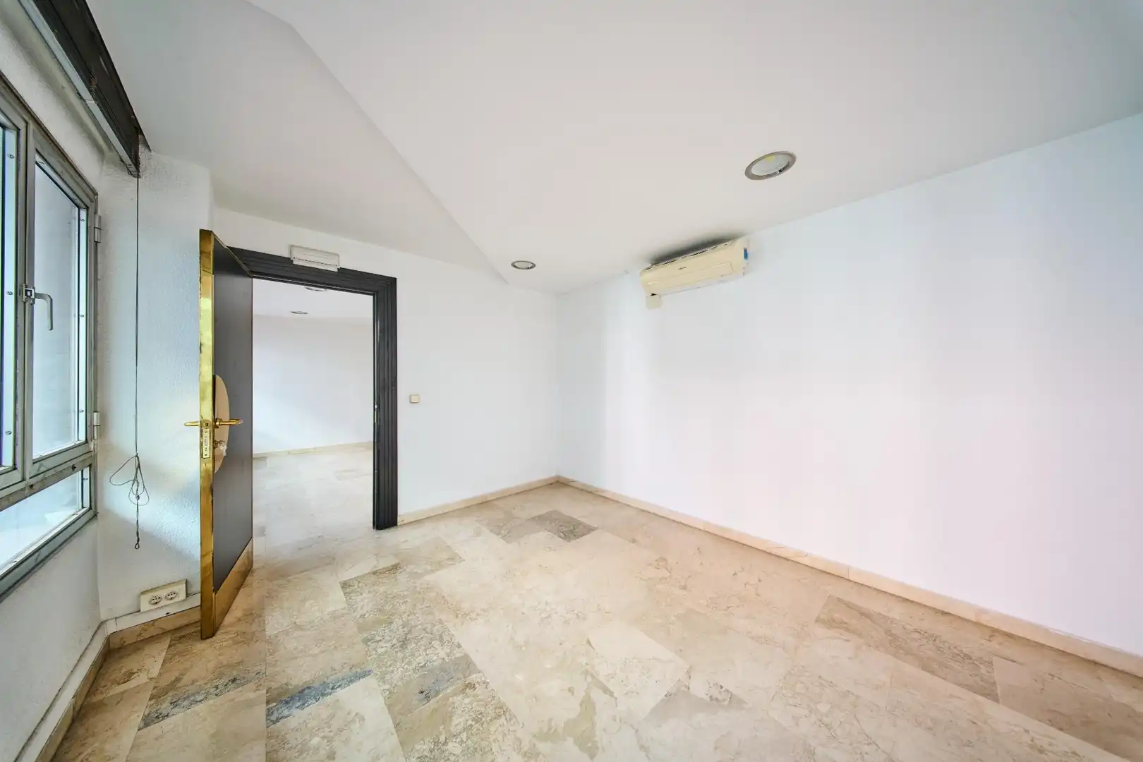 Piso con ascensor en venta en Plaza ISABEL CATOLICA 4, imagen 18