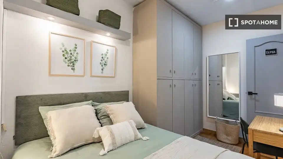 Room in Collblanc