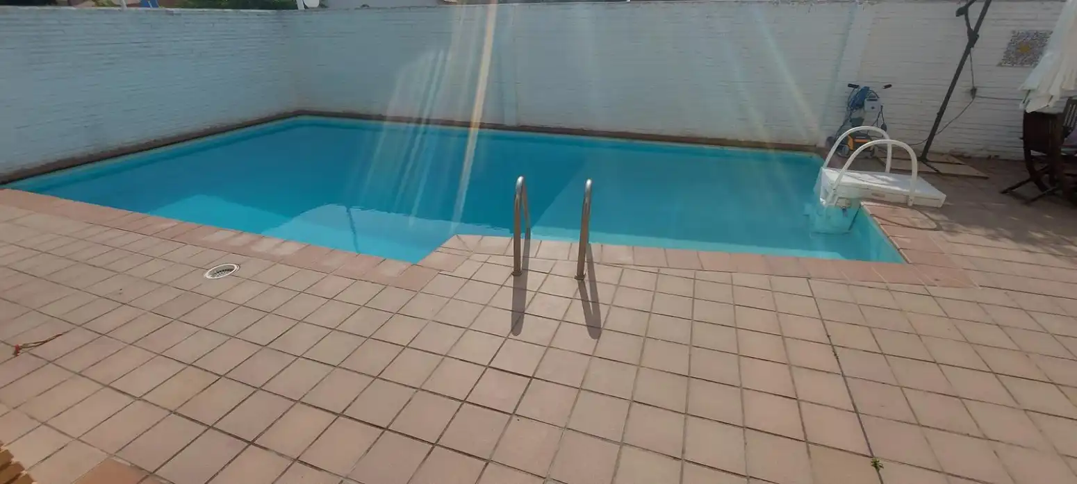 Casa con terraza en alquiler en Corinto - Almarda, imagen 5