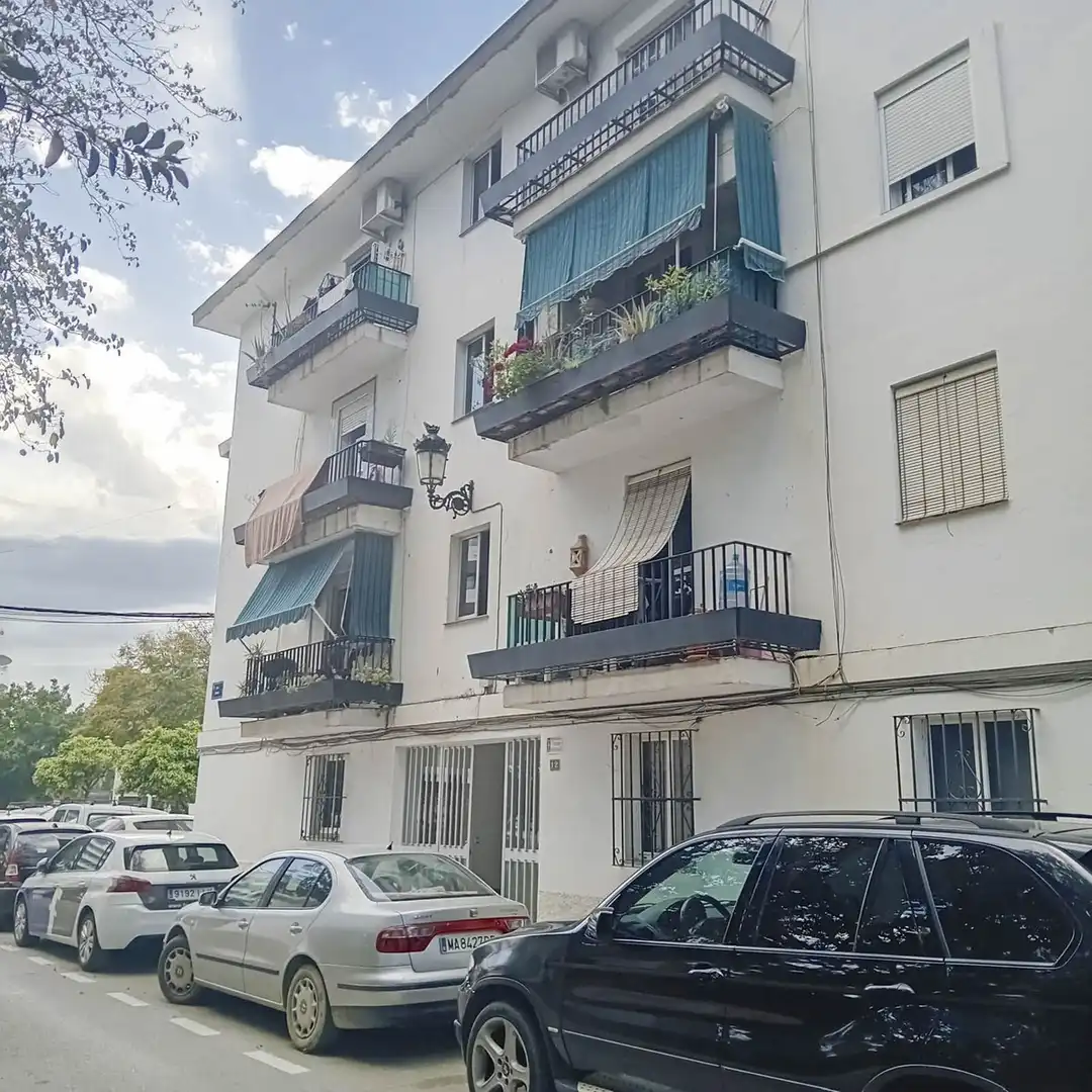 Exterior view of Flat for sale in Marbella  with Air Conditioner, Terrace and Furnished