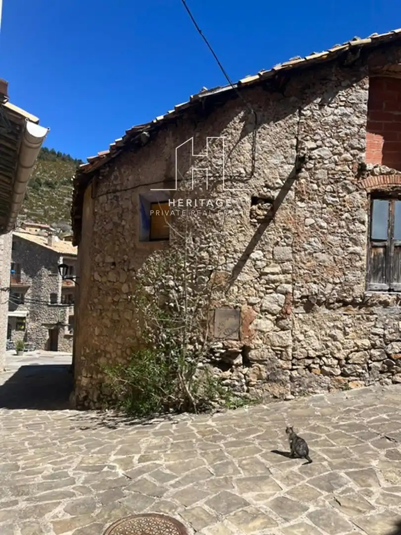 Exterior view of Buildings for sale in Gósol