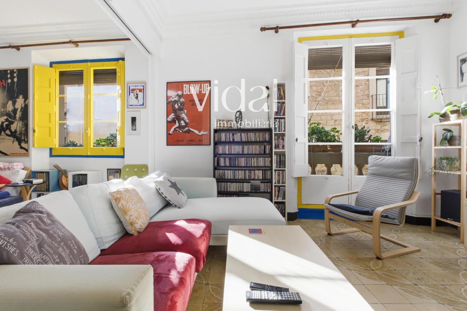 Living room of Flat for sale in Girona Capital  with Heating and Storage room