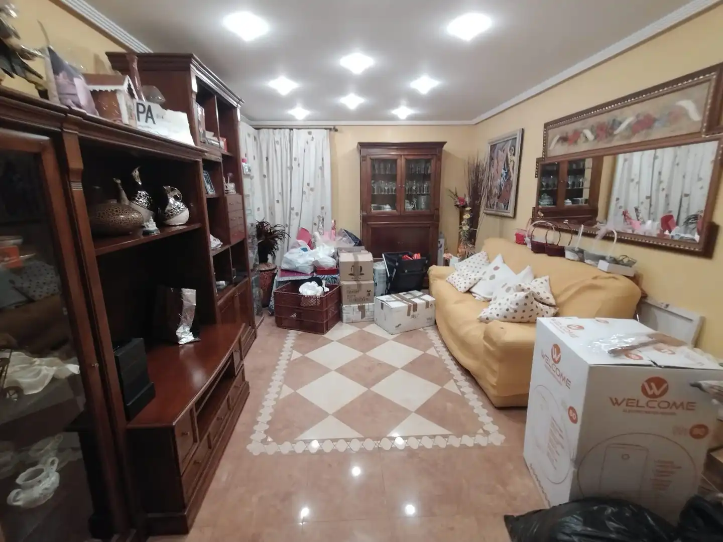 Sala d'estar de Casa o xalet en venda en Murcia amb Aire condicionat, Calefacció i Jardí privat