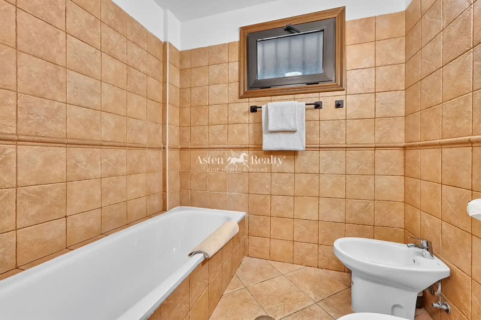 Bathroom of Apartments for sale in Costa Adeje