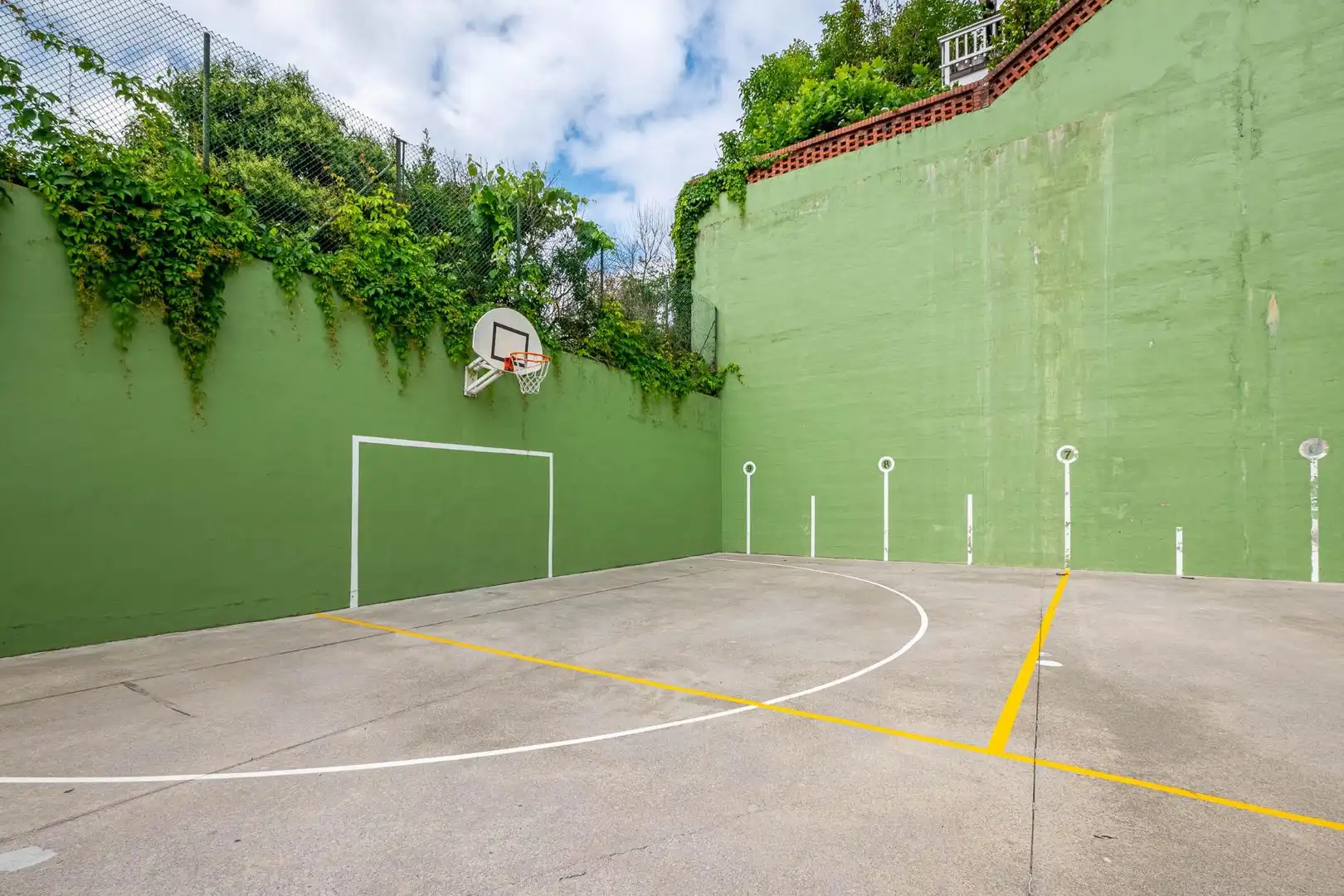 Exterior view of Houses for sale in Donostia - San Sebastián   with Heating, Private garden and Terrace