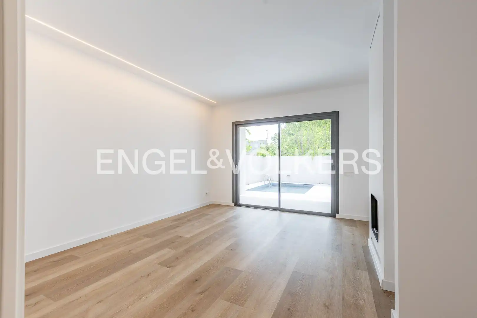 Sala de estar de Casa o chalet en venta en Matadepera con Calefacción, Parquet y Terraza