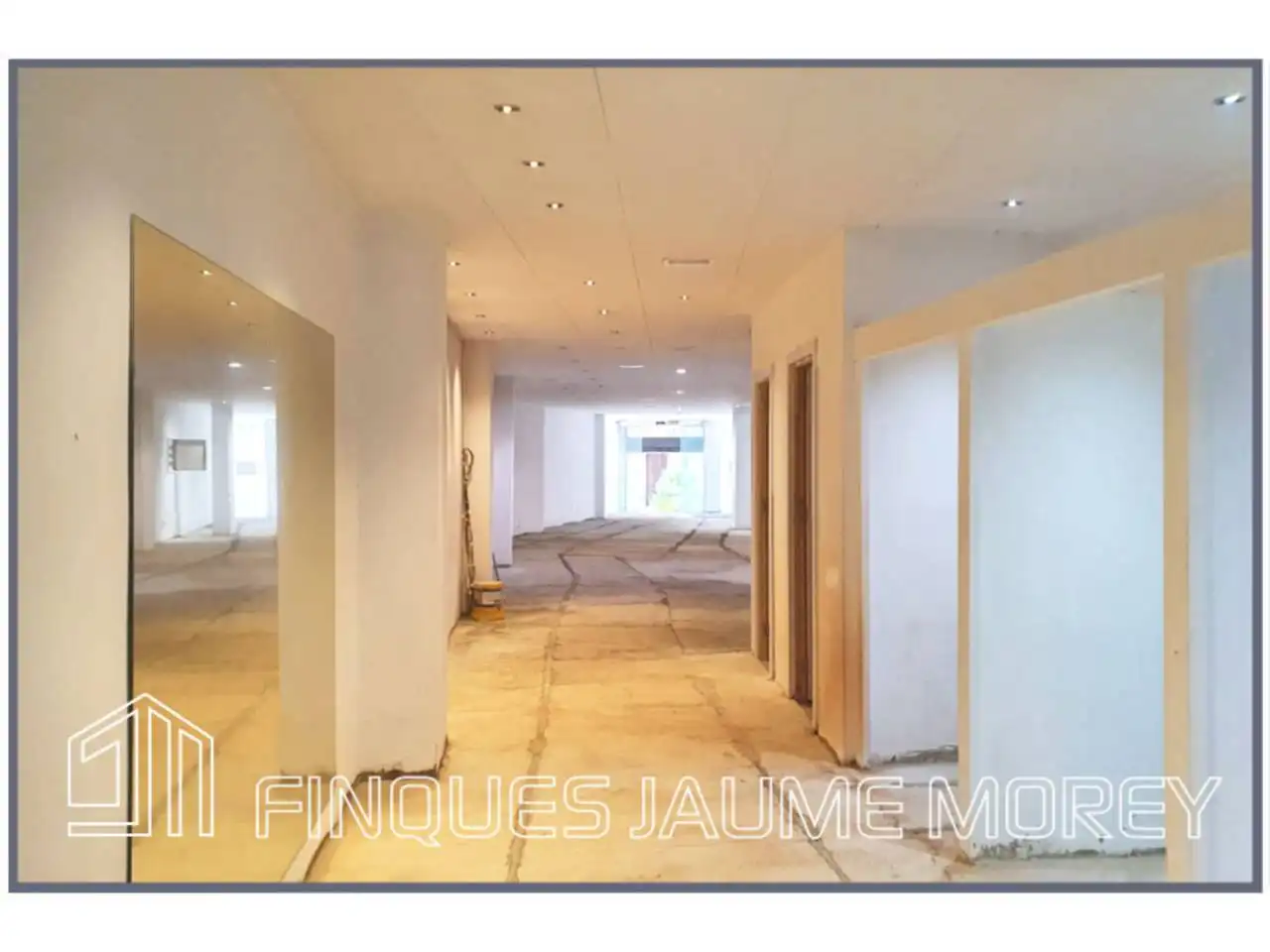 Locale commerciale in affitto a Calle Hostals Sn, imagen 4