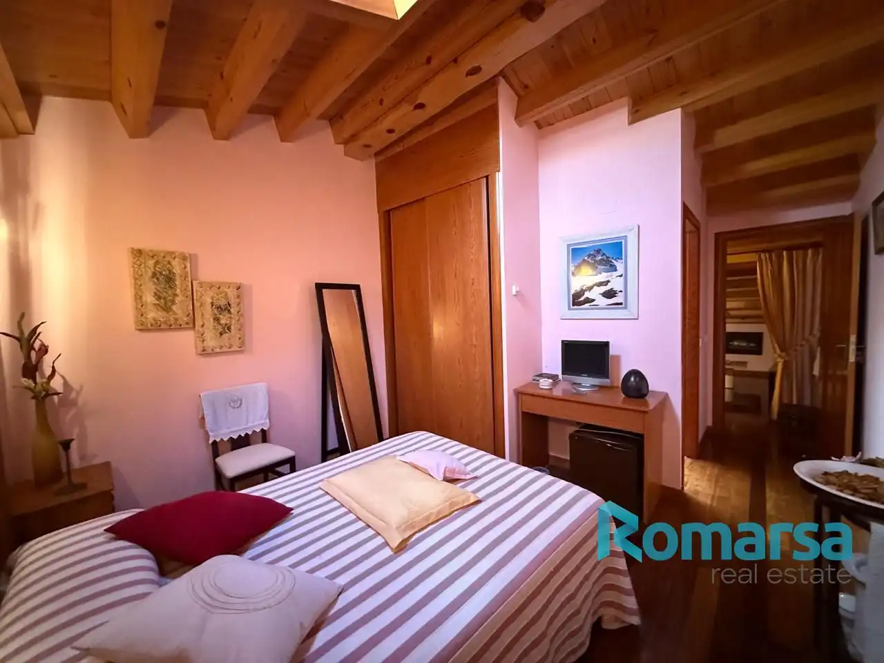 Bedroom of Houses for sale in Bohoyo  with Heating, Parquet flooring and Furnished