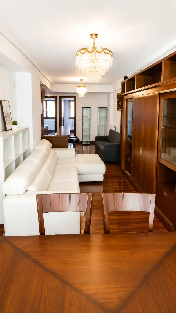 Sala d'estar de Pis en venda en Eibar amb Calefacció, Parquet i Moblat
