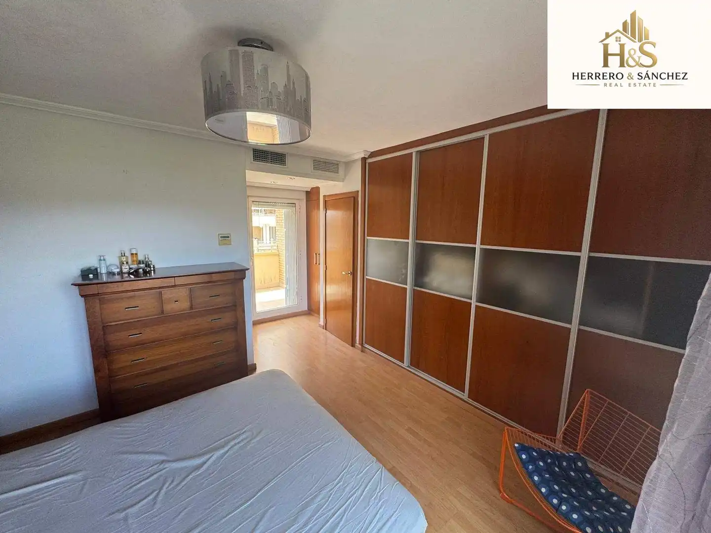 Bedroom of Houses for sale in Alicante / Alacant  with Air Conditioner, Heating and Private garden