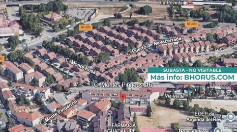 Foto 3 de Dúplex en venda a Montes Pirineos, 16, La Poveda, Madrid