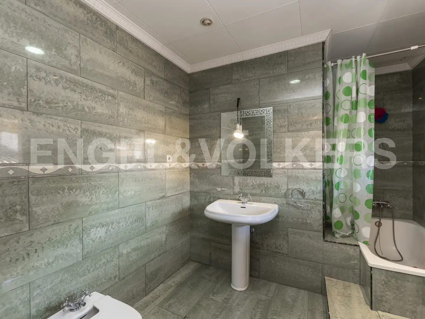 Bathroom of Houses for sale in Tordera  with Air Conditioner, Heating and Terrace