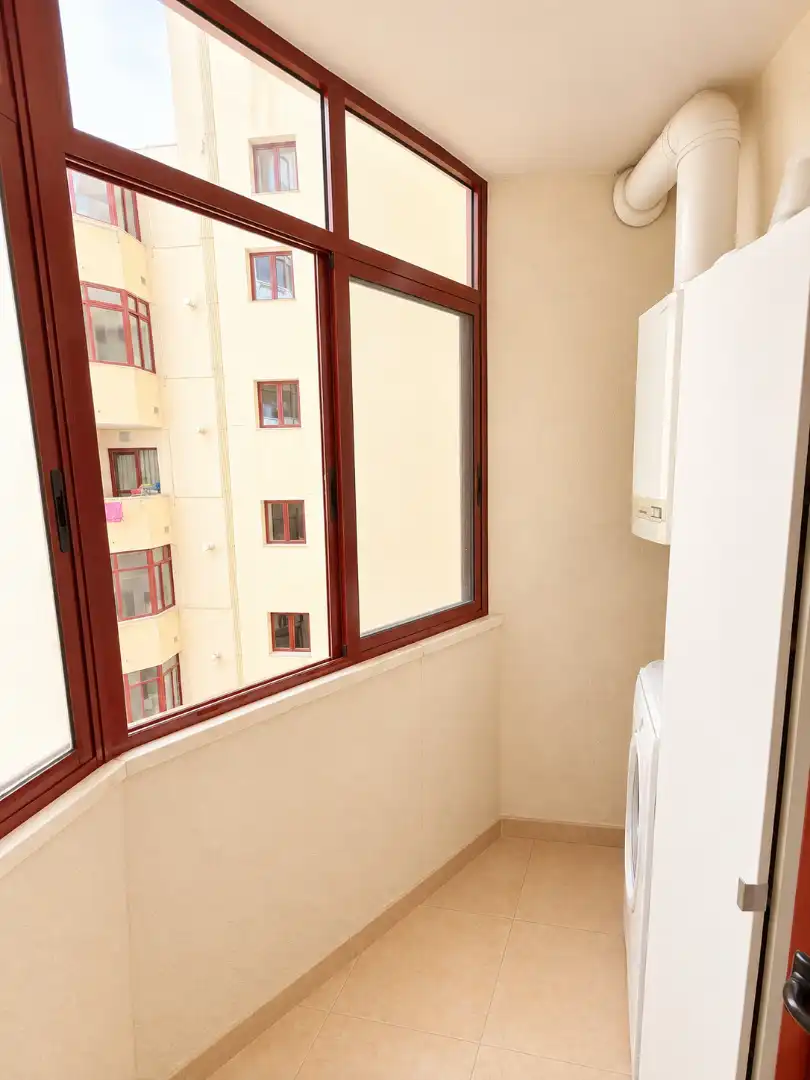 Balcony of Flat for sale in Sevilla  with Air Conditioner and Community pool