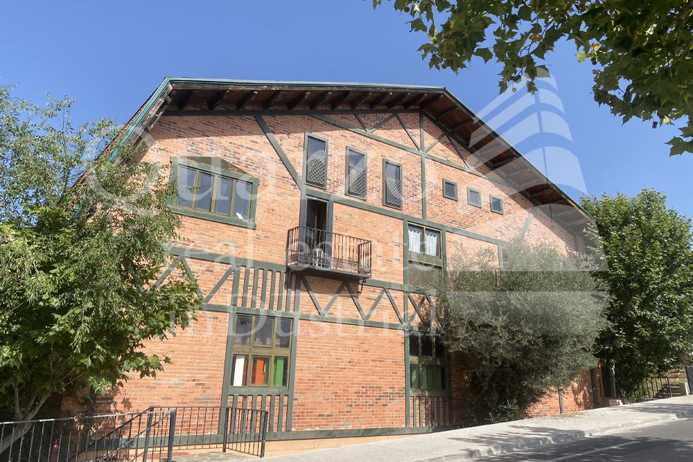 Industrial buildings for sale in Sevilla la Nueva