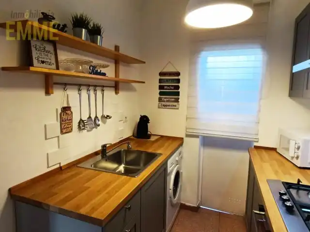 Cocina de Piso de alquiler en Ronda con Aire acondicionado, Amueblado y Lavadora
