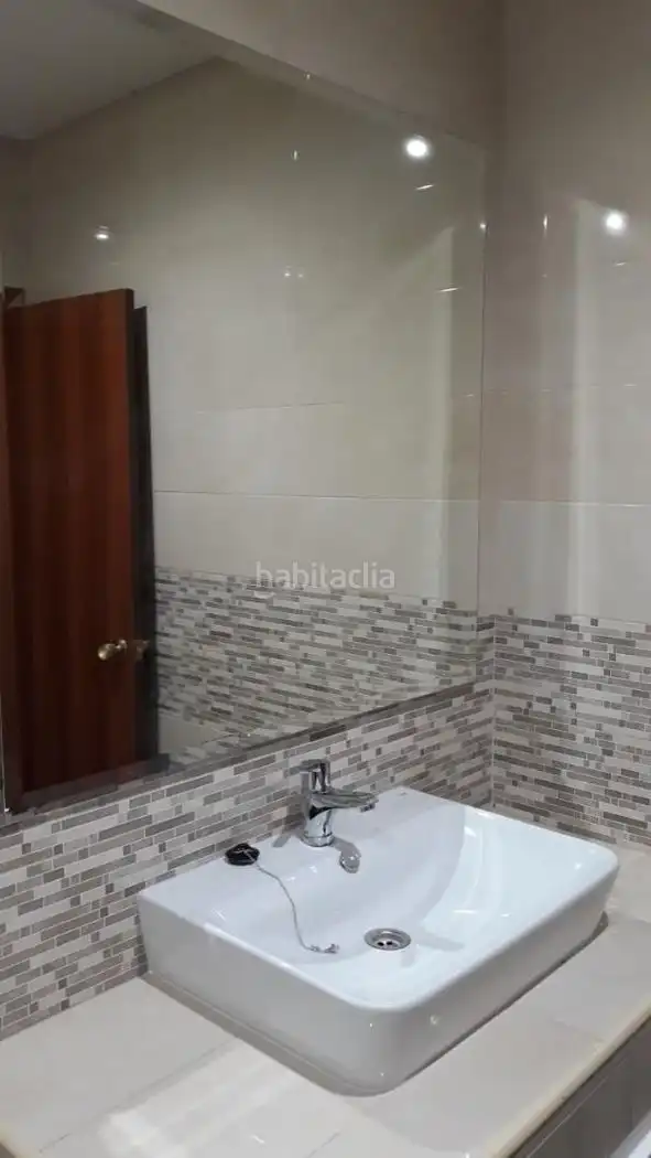 Wohnung mit Aufzug zum Verkauf in Avenida de la Constitución 50, imagen 3