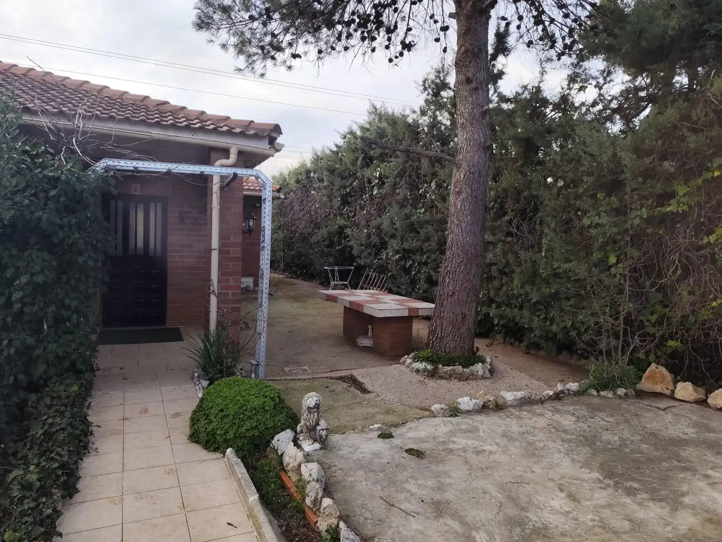 Garden of Detached homes for sale in Loranca de Tajuña