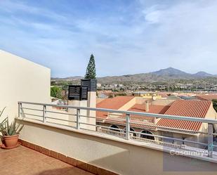 Terrassa de Casa adosada en venda en El Campello amb Aire condicionat, Terrassa i Piscina