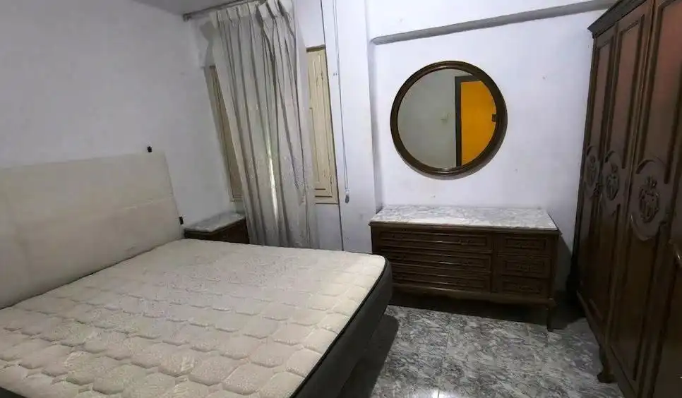 Habitación de Piso en venta en Valencia con Aire acondicionado y Balcón