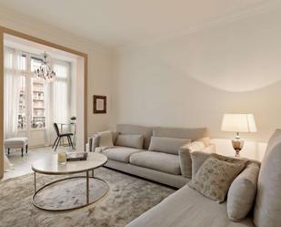 Living room of Apartment to share in  Barcelona Capital  with Air Conditioner and Terrace