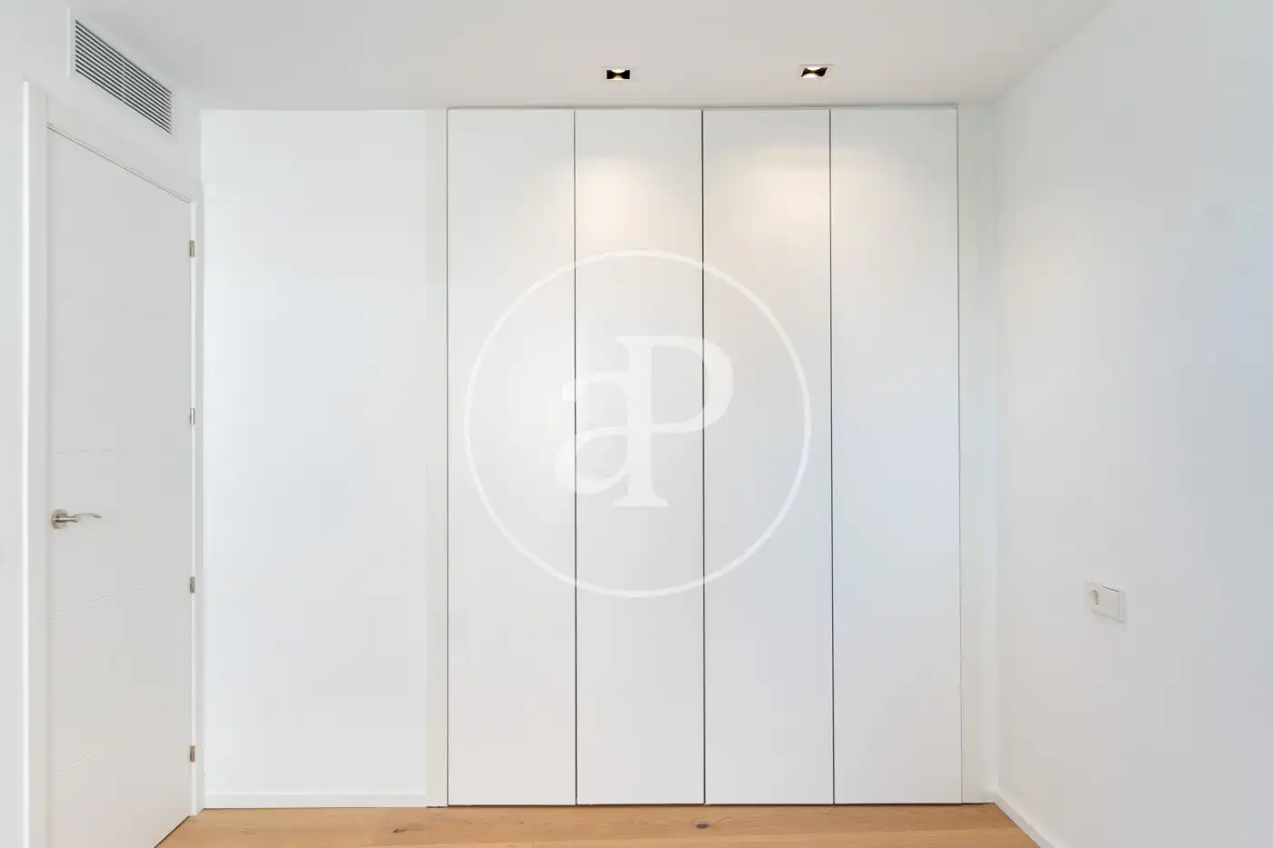Bedroom of Flat for sale in  Palma de Mallorca  with Air Conditioner, Heating and Terrace