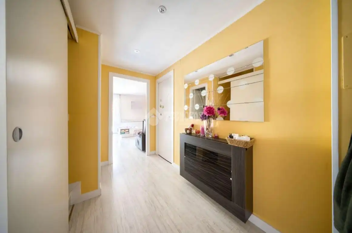 Casa adosada en venta en Aldeamayor de San Martín con Calefacción y Jardín privado