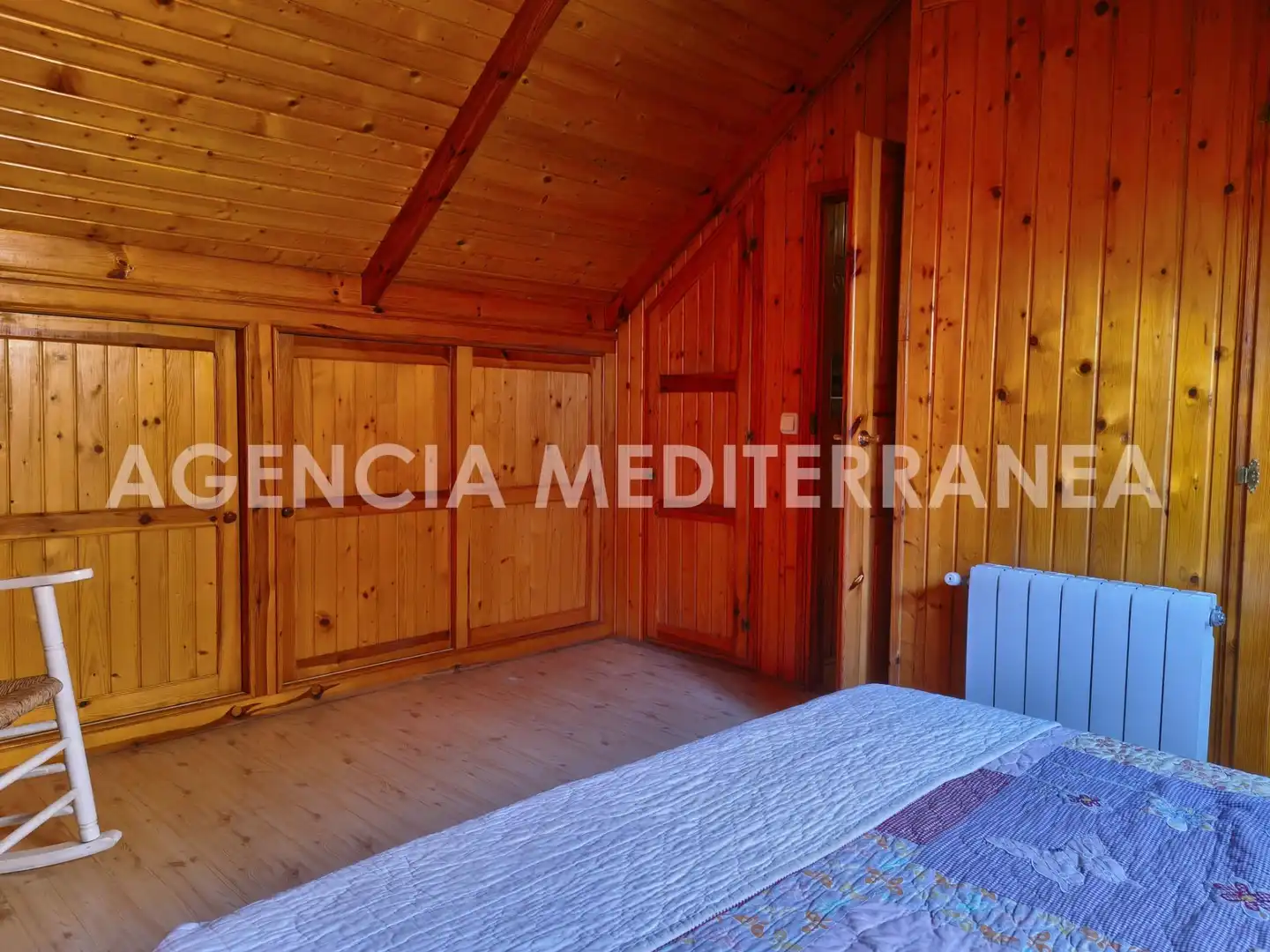 Dormitori de Casa o xalet de lloguer en Paterna amb Aire condicionat, Calefacció i Jardí privat
