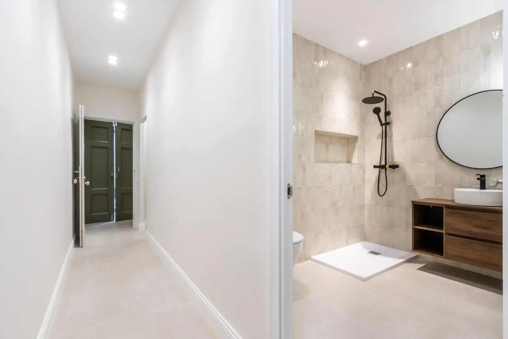 Bathroom of Houses for sale in Sabadell  with Terrace, Storage room and Alarm