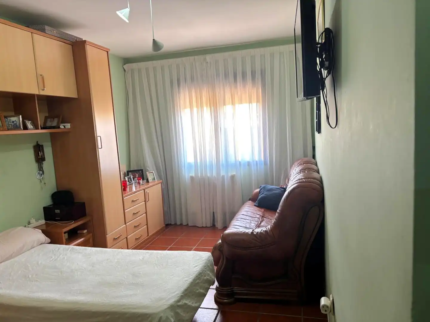 Dormitori de Casa o xalet en venda en Humanes de Madrid amb Calefacció, Jardí privat i Parquet