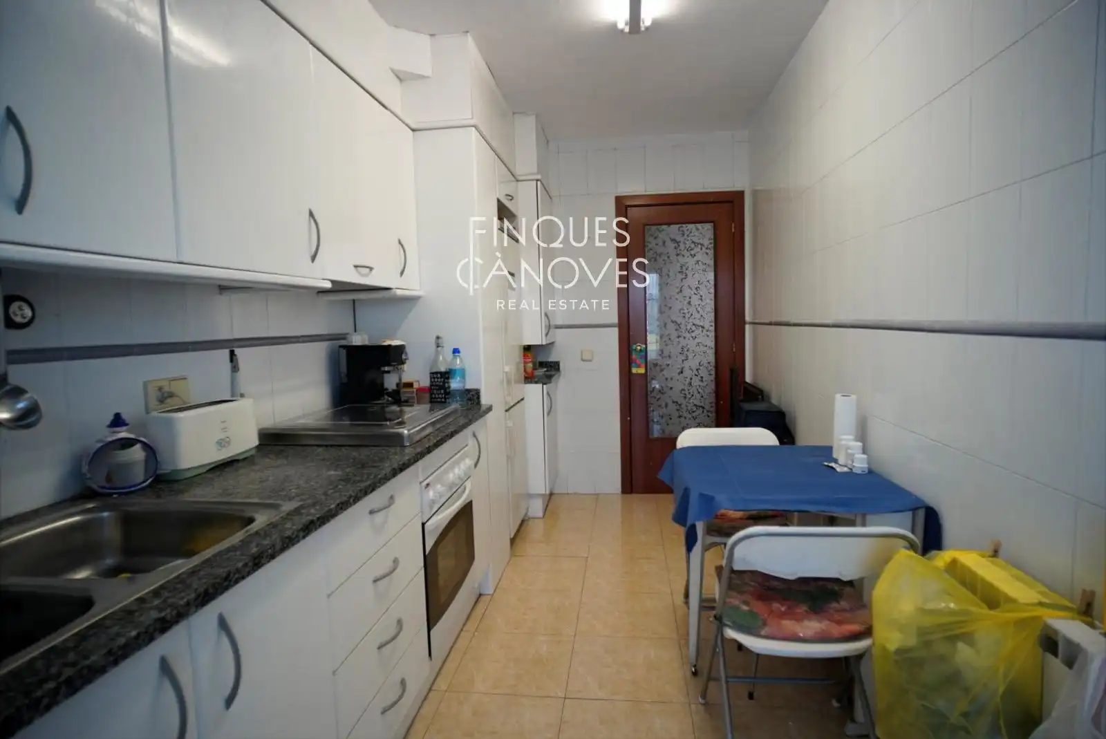 Kitchen of Flat for sale in Girona  with Heating, Terrace and Furnished