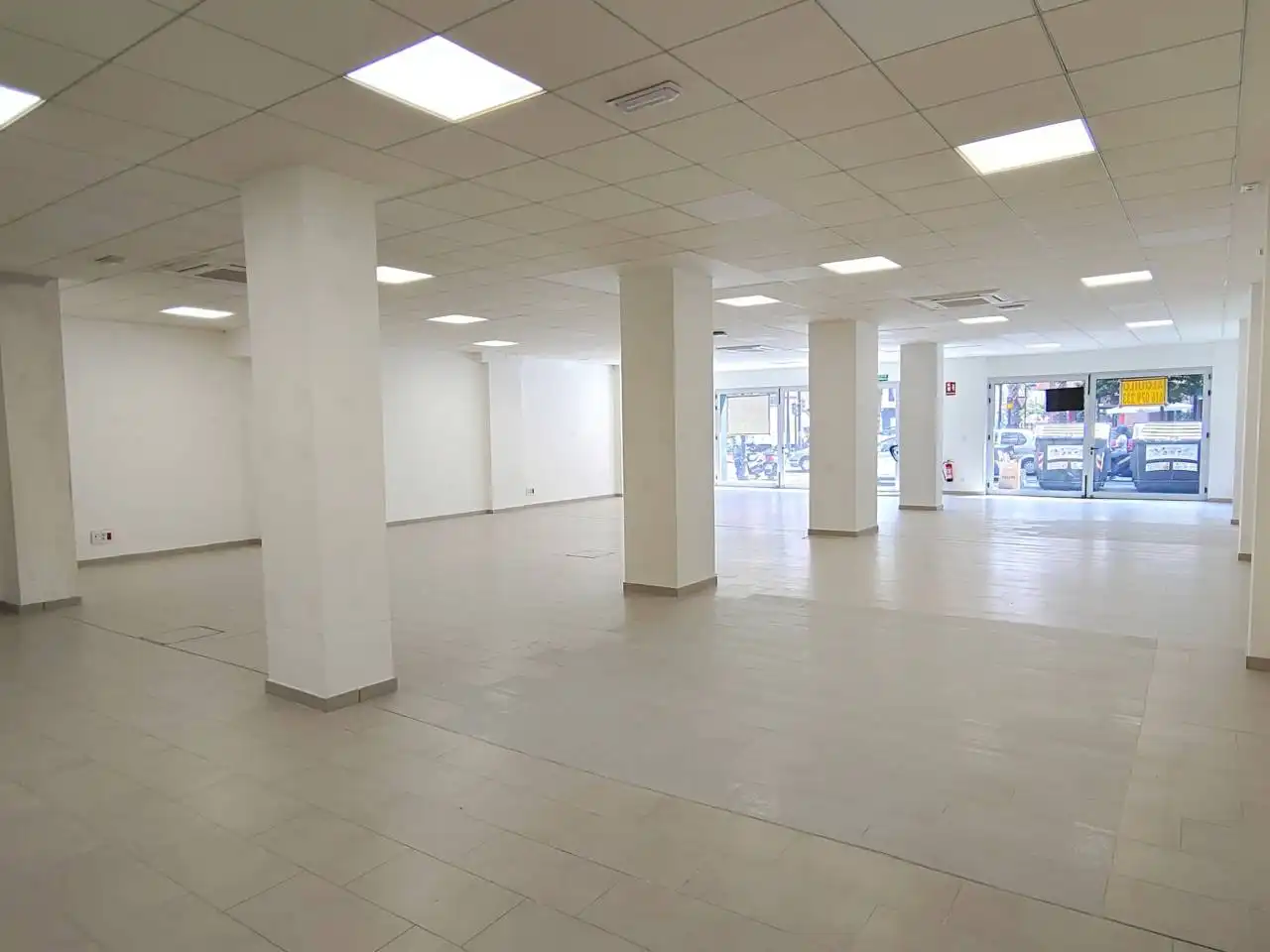 Local en venta en Valencia